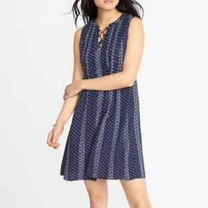 🌼 Old Navy pintuck swing dress